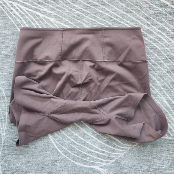 Uniqlo Airism Soft Biker Shorts - Picture 5 of 5